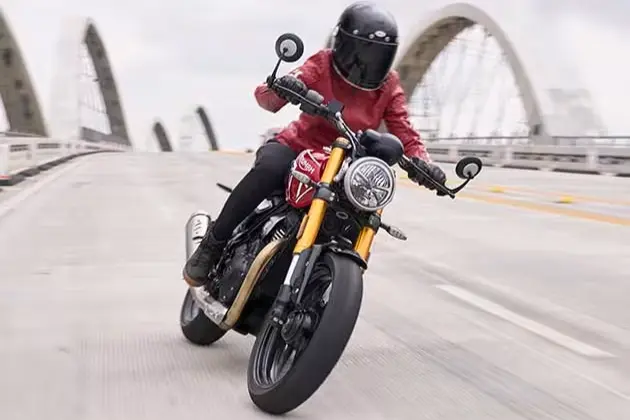 trimph speed 400